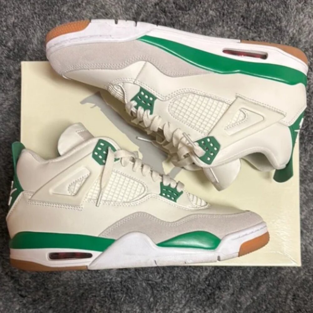 Jordan 4 SB Pine Green